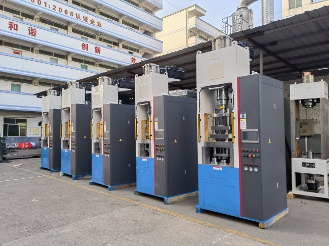 硬質(zhì)合金、電子陶瓷、磁性材料粉末成型伺服壓機